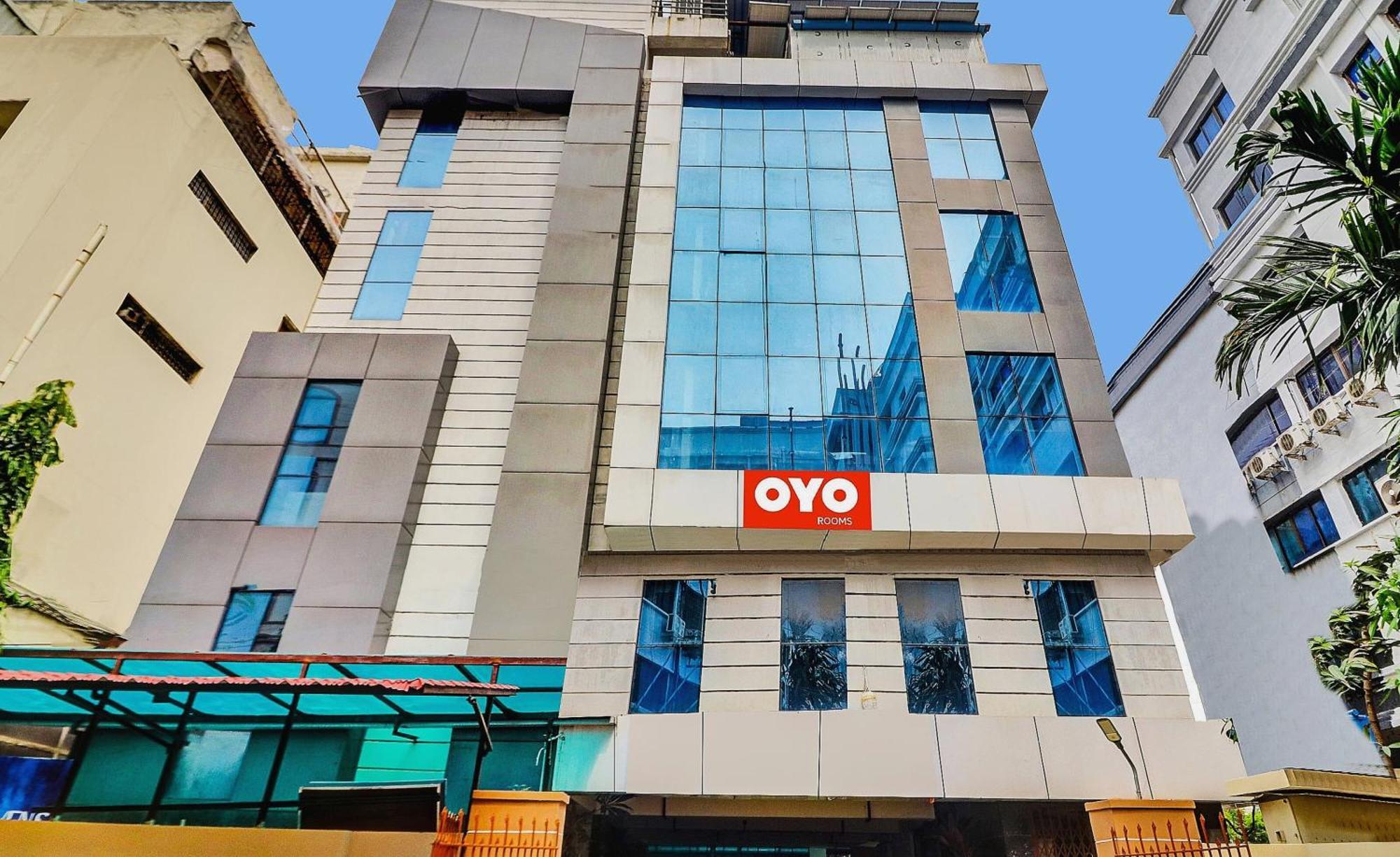 Heavens Inn Near Rasoolpura Metro Station Hyderabad Exterior foto
