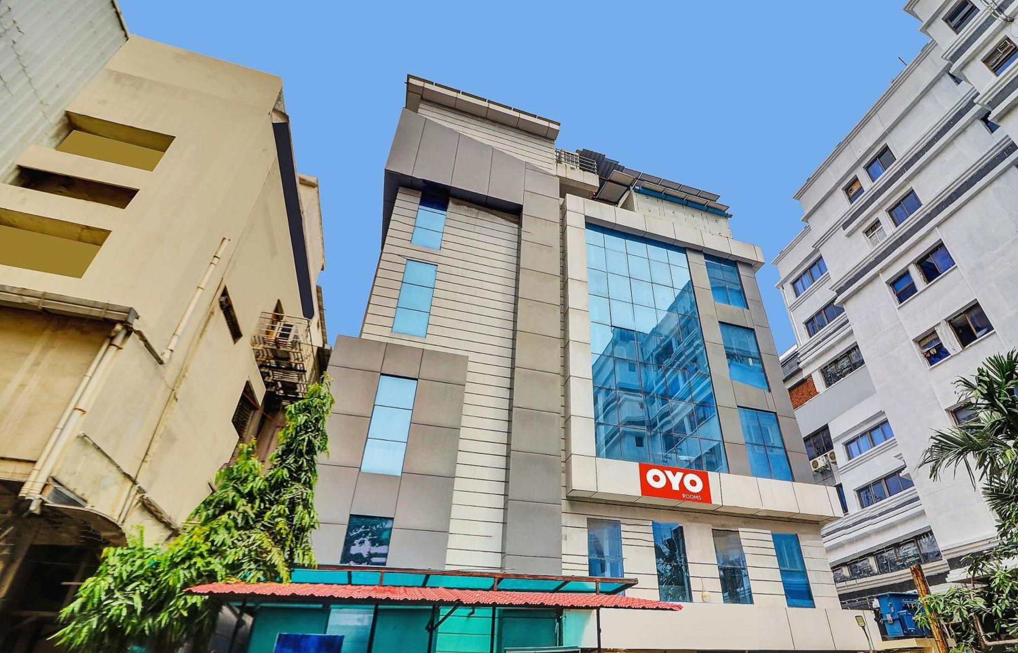 Heavens Inn Near Rasoolpura Metro Station Hyderabad Exterior foto